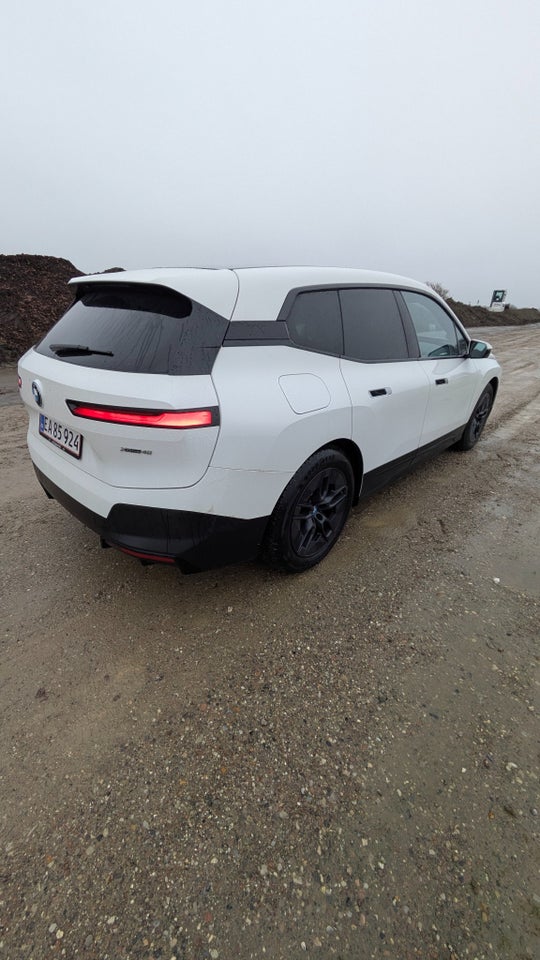 BMW iX xDrive40 5d
