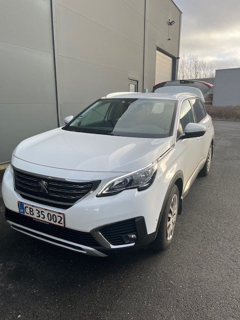 Peugeot 5008 1,5 BlueHDi 130 Allure 7prs 5d