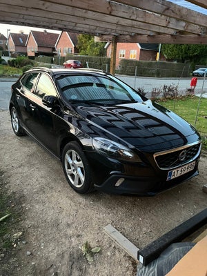 Volvo V40 CC 1,6 D2 115 Momentum aut. 5d