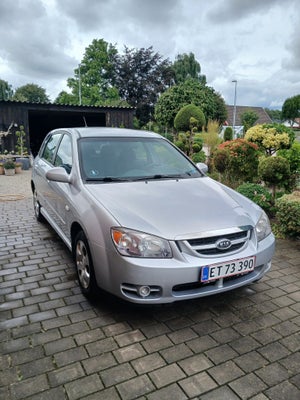 Kia Cerato 1,6 LX 5d