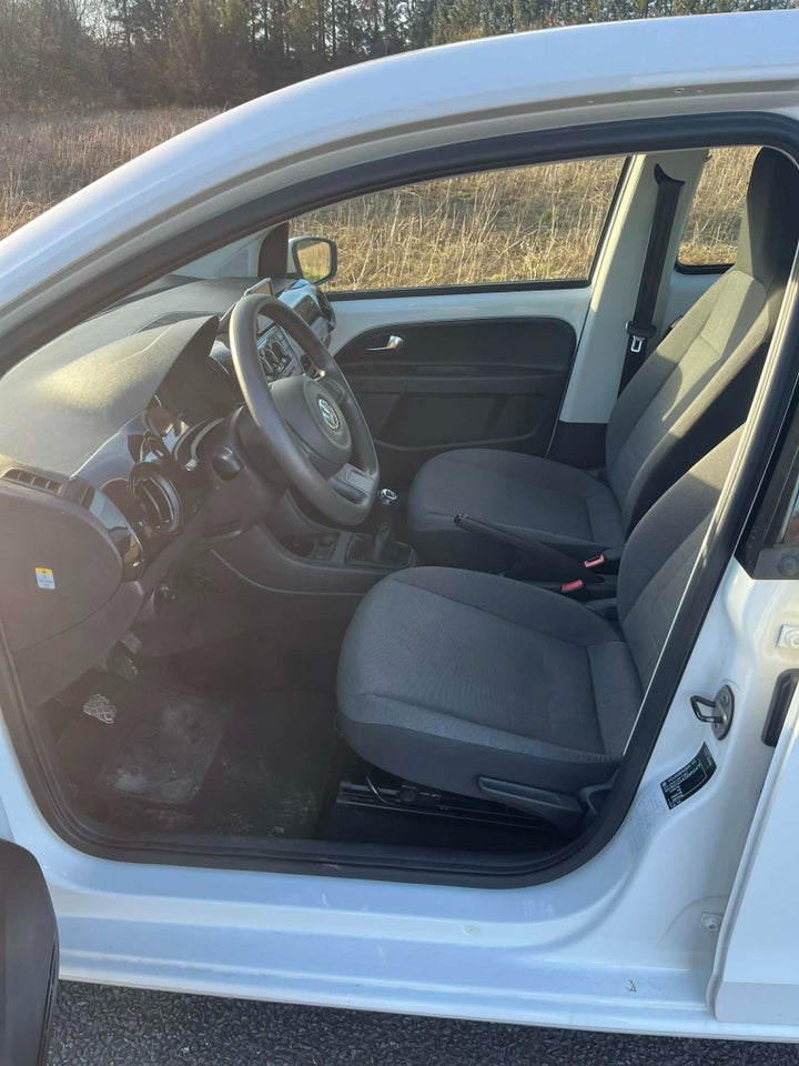 VW Up! 1,0 75 Move Up! BMT 5d