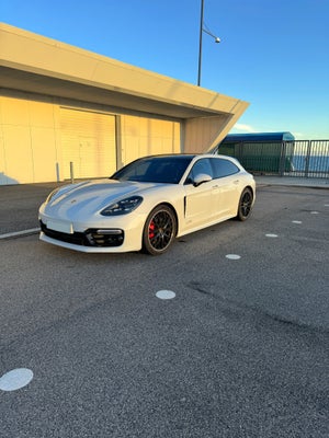 Porsche Panamera GTS 4,0 Sport Turismo PDK 5d