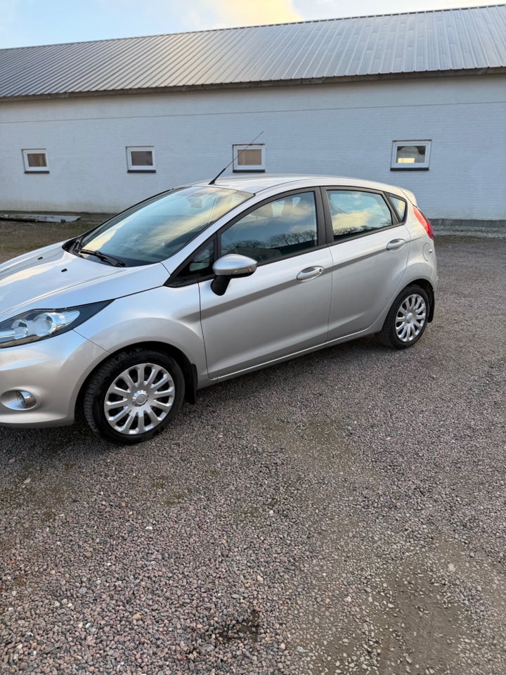 Ford Fiesta 1,25 60 Titanium 5d