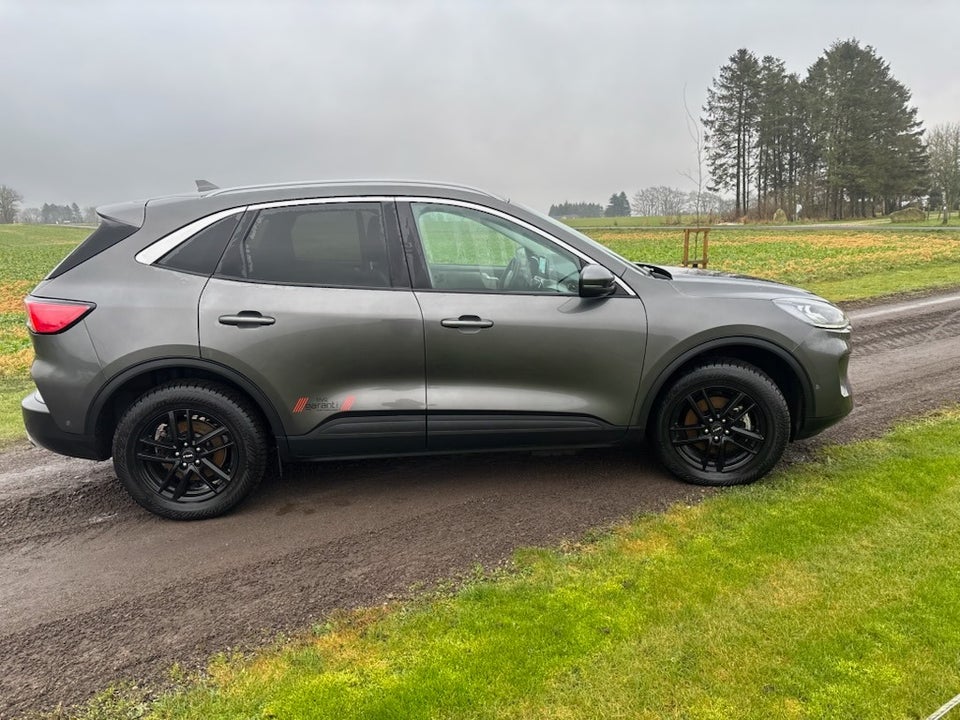 Ford Kuga 2,5 PHEV Titanium X CVT Van 5d