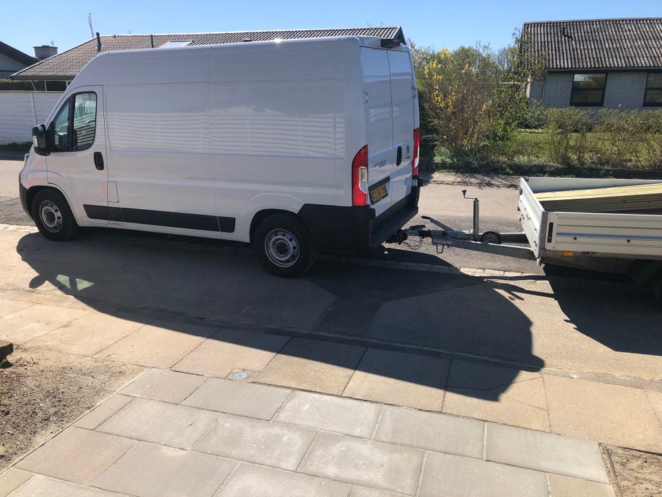 Fiat Ducato 35 Maxi 2,2 MJT 140 Kassevogn L2H2 Pro aut.