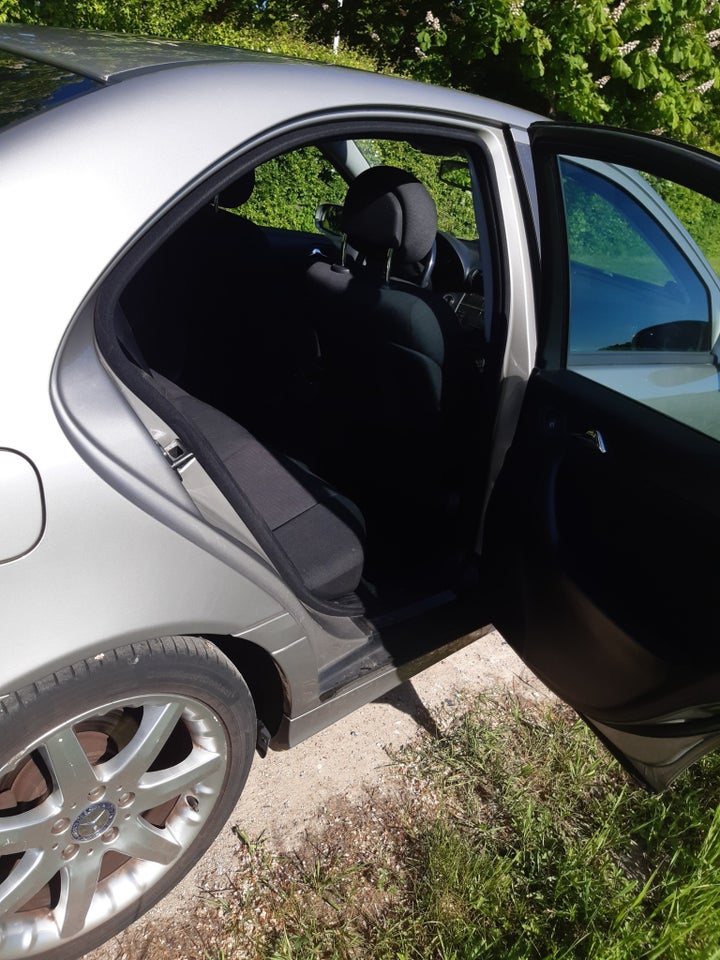 Mercedes C200 1,8 Kompressor Classic aut. 4d