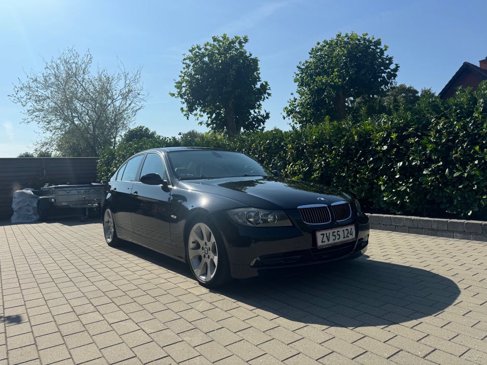 BMW 325i 2,5 aut. 4d