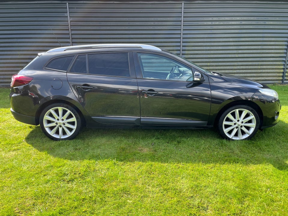 Renault Megane III 1,9 dCi 130 Expression Sport Tourer 5d