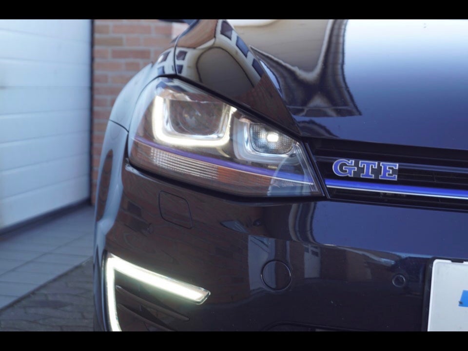 VW Golf VII 1,4 GTE DSG 5d