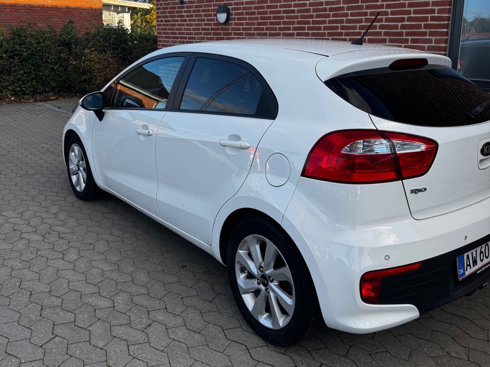 Kia Rio 1,2 CVVT Limited 5d