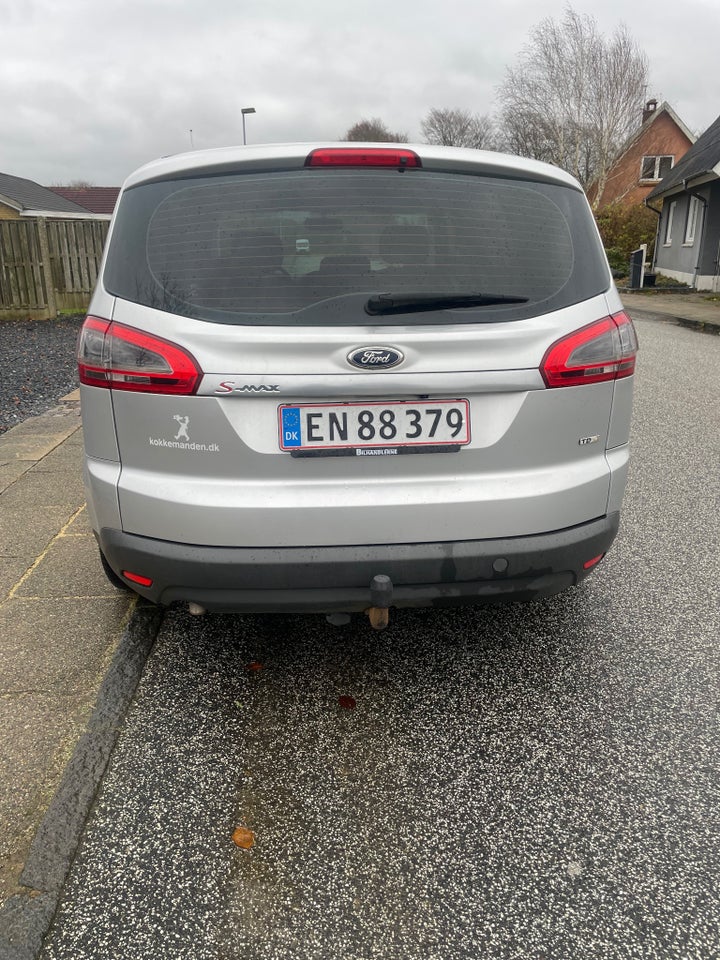 Ford S-MAX 2,0 TDCi 140 Titanium 7prs 5d