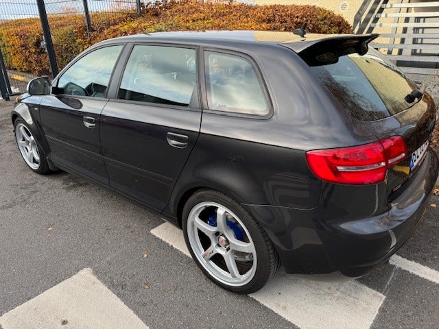 Audi A3 1,6 TDi Ambiente Sportback 5d