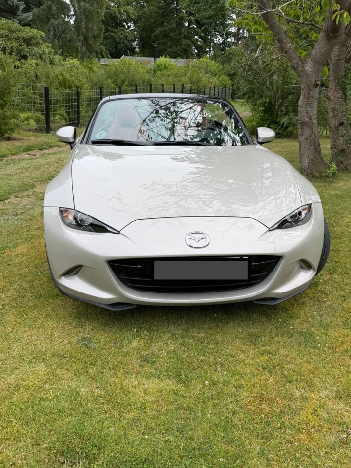 Mazda MX-5 2,0 SkyActiv-G 184 Roadster Kazari 2d