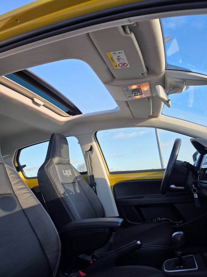 VW Up! 1,0 MPi 75 Move Up! ASG 5d