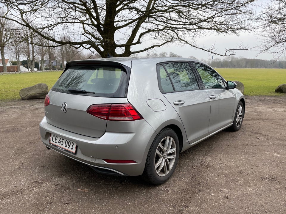 VW Golf VII 1,5 TSi 130 Comfortline Connect 5d