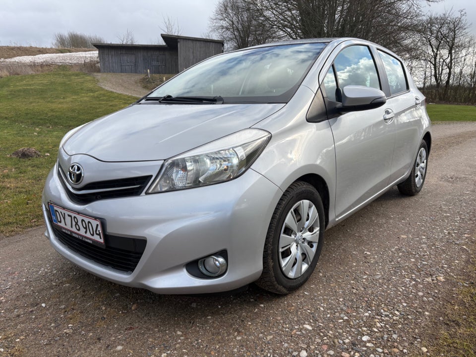 Toyota Yaris 1,3 VVT-i T2 Touch 5d