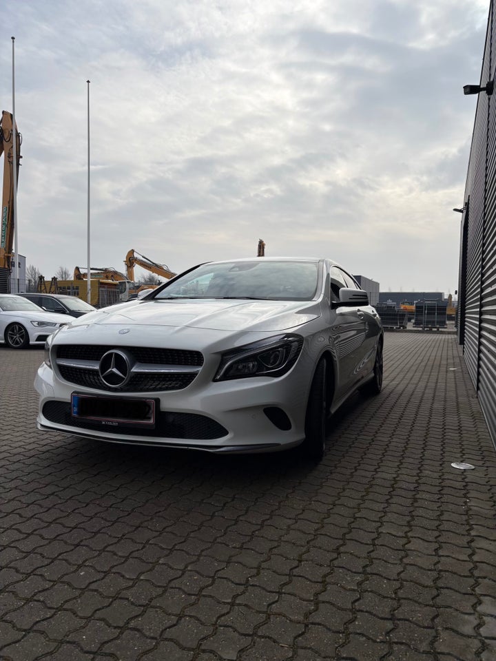 Mercedes CLA200 2,2 CDi AMG Line Shooting Brake aut. 5d