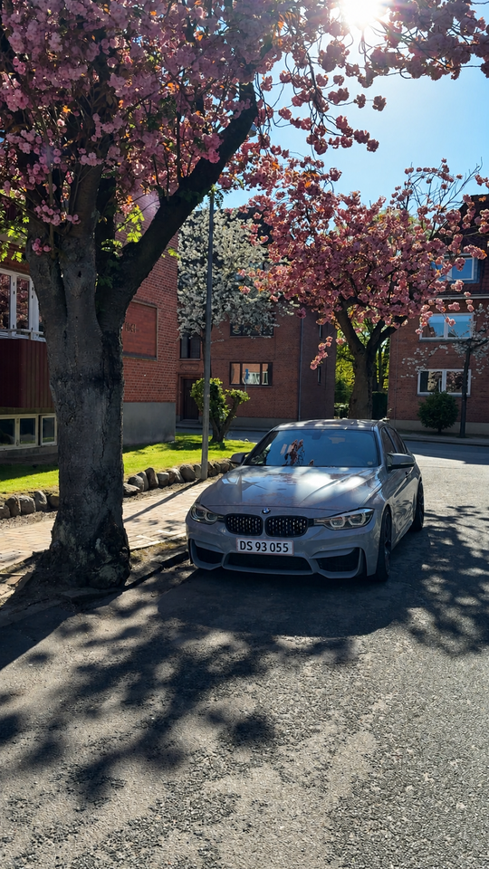 BMW 320d 2,0  4d