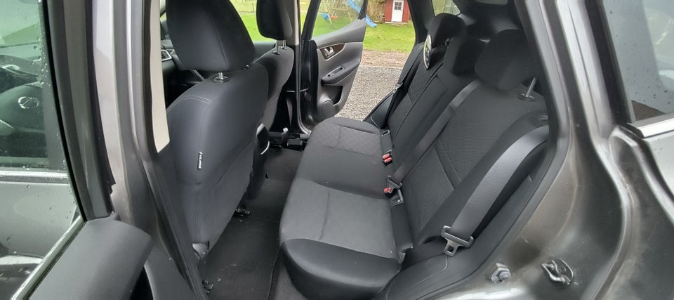 Nissan Qashqai 1,5 dCi 110 Acenta Connect 5d