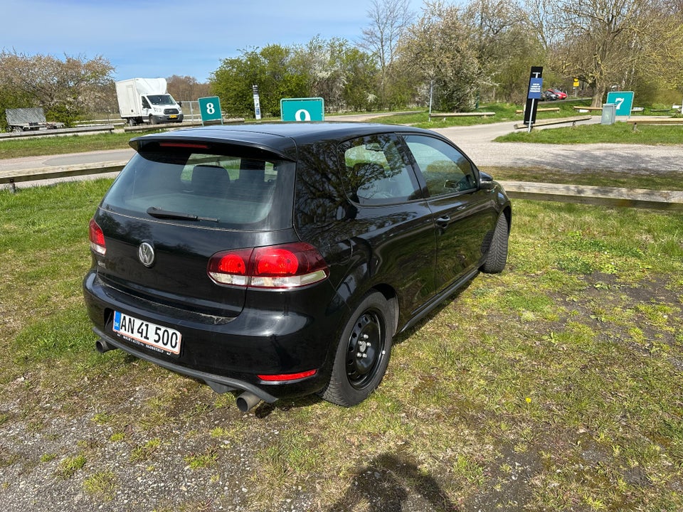 VW Golf VI 2,0 GTi DSG 3d