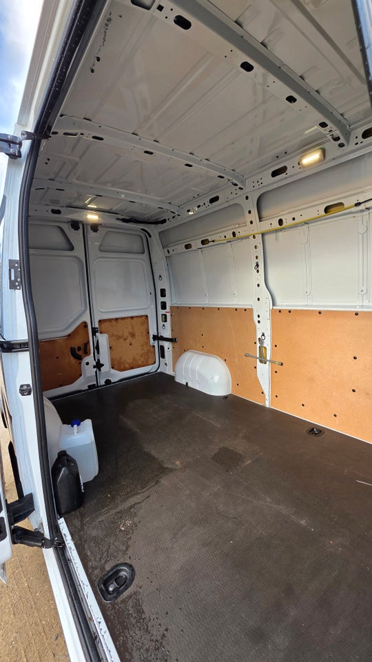 Nissan Interstar 2,3 dCi 150 L3H2 Tekna Van