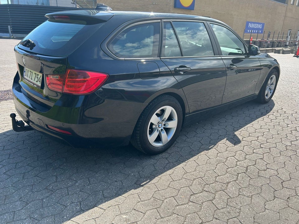 BMW 318d 2,0 Touring 5d