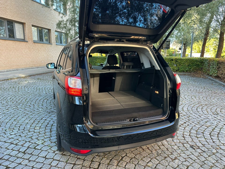 Ford Grand C-MAX 1,5 SCTi 150 Titanium aut. 7prs 5d