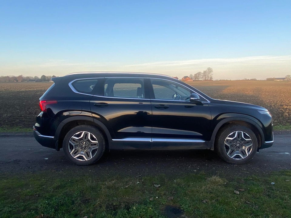 Hyundai Santa Fe 1,6 PHEV Essential aut. 4WD 7prs 5d