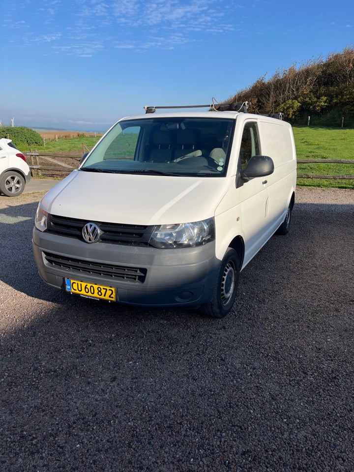 VW Transporter 2,0 TDi 140 Kassevogn lang