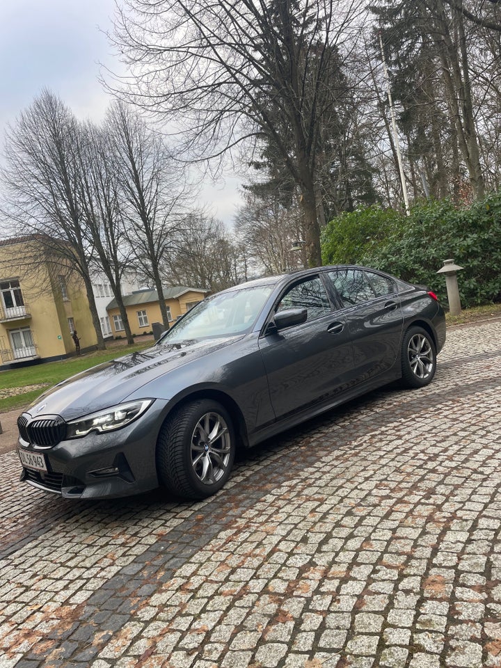 BMW 320i 2,0 Sport Line aut. 4d