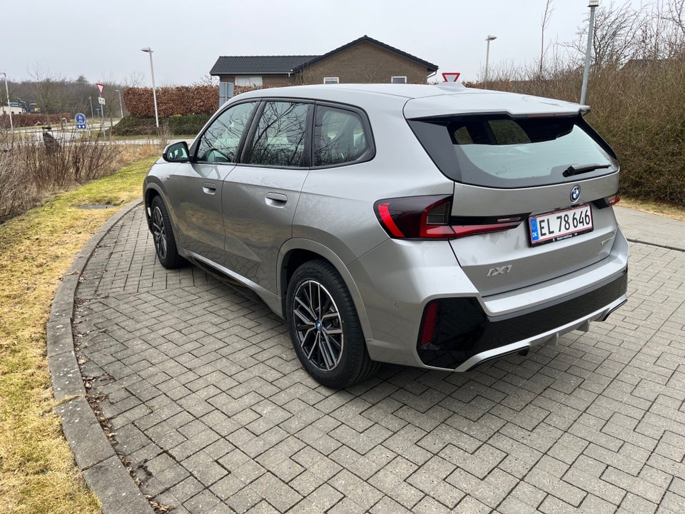 BMW iX1 eDrive20 M-Sport 5d