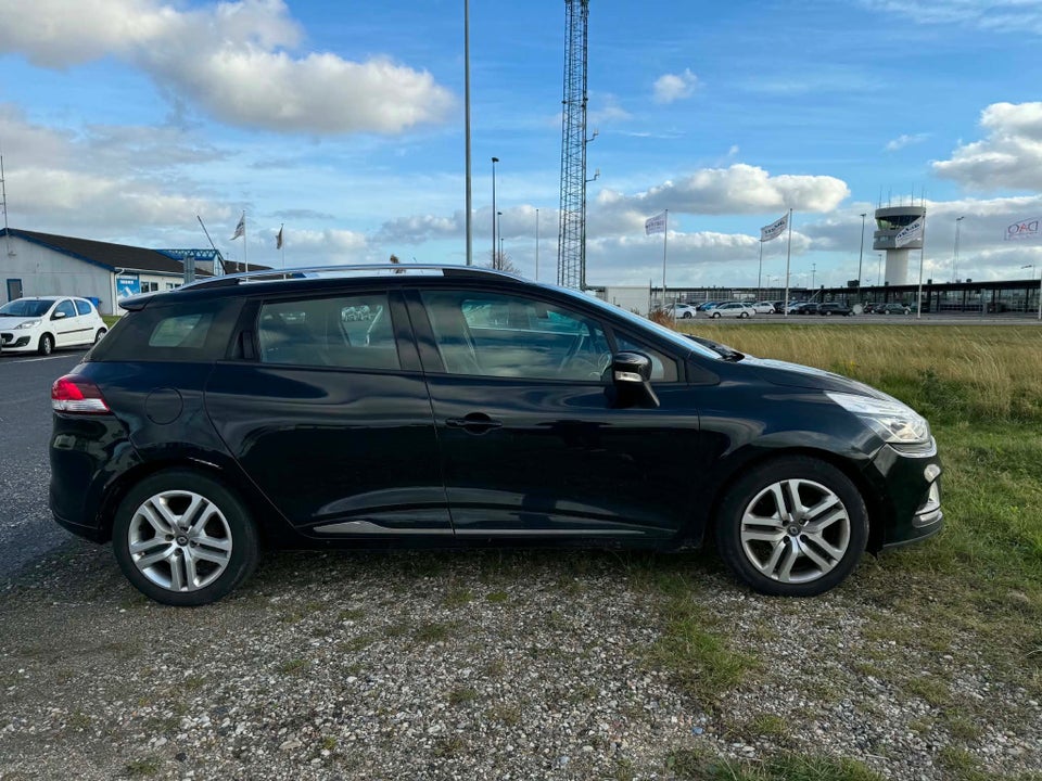 Renault Clio IV 1,5 dCi 90 Expression Sport Tourer 5d