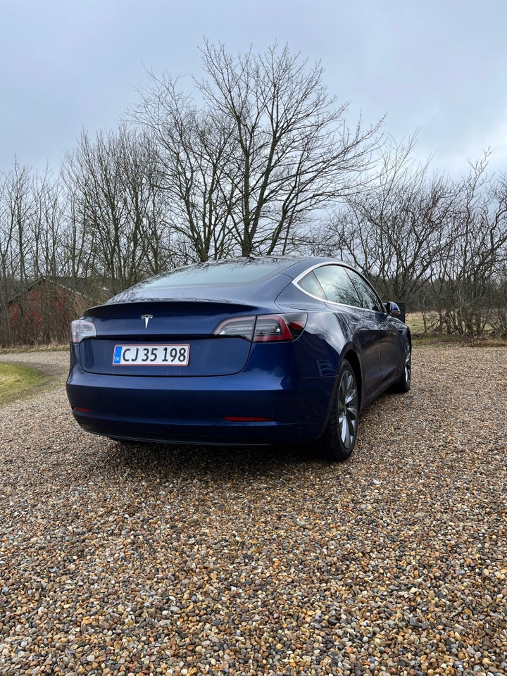 Tesla Model 3 Long Range RWD 4d