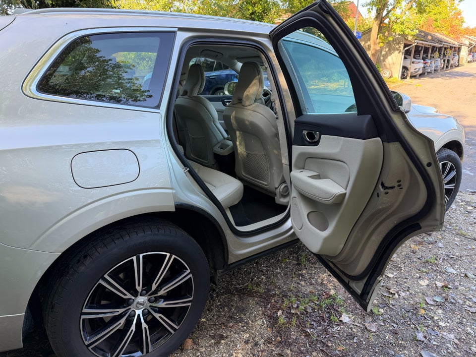 Volvo XC60 2,0 B4 197 Inscription aut. 5d