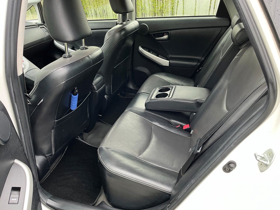 Toyota Prius+ 1,8 Hybrid H4 Touch CVT 5d