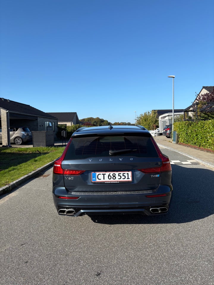 Volvo V60 2,0 T4 210 R-Design Polestar aut. 5d