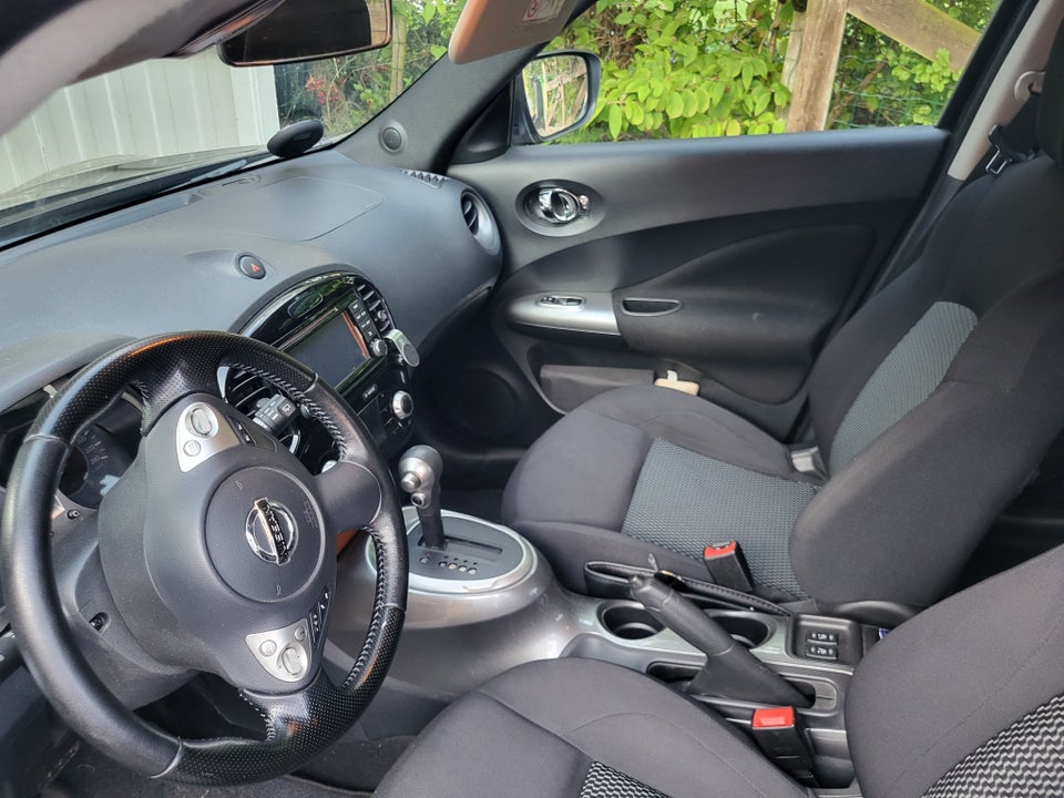 Nissan Juke 1,6 Acenta CVT 5d