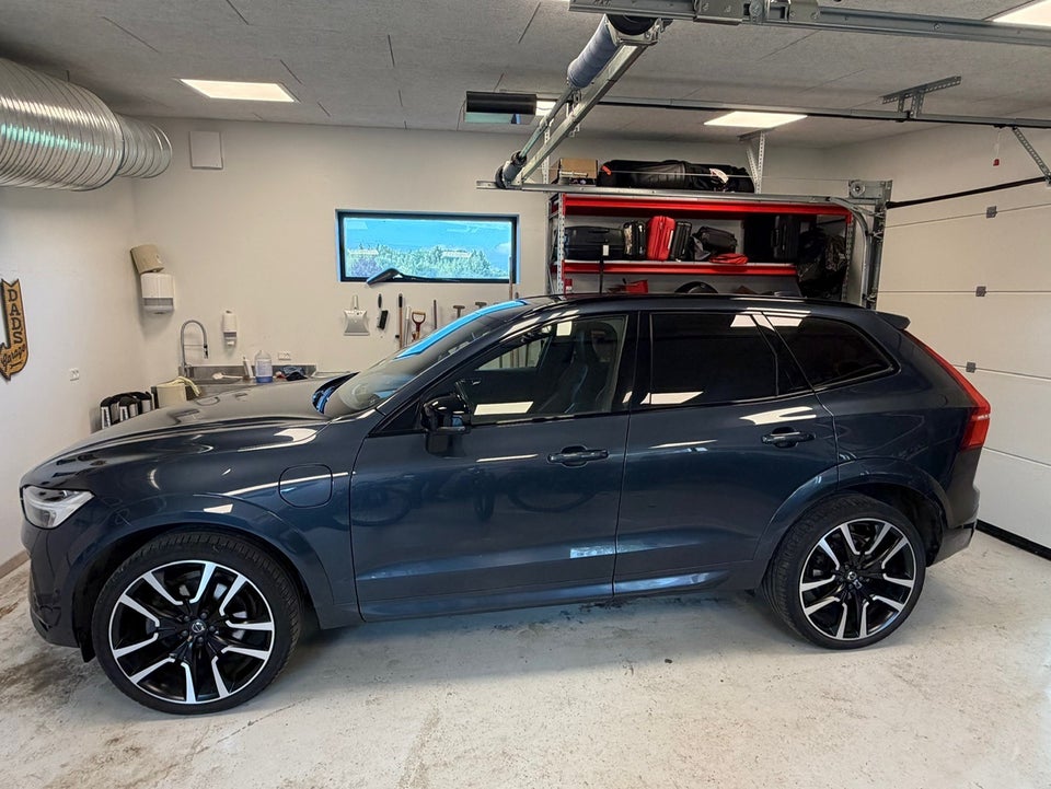 Volvo XC60 2,0 T8 ReCharge Ultimate Dark aut. AWD 5d