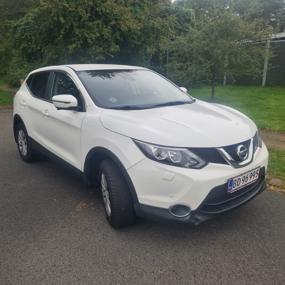 Nissan Qashqai 1,2 Dig-T 115 N-Connecta X-tr. 5d