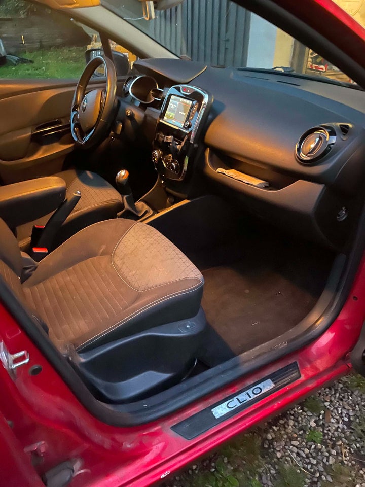 Renault Clio IV 1,5 dCi 90 Dynamique Sport Tourer Van 5d