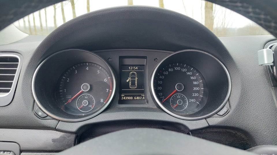 VW Golf VI 1,4 TSi 122 Comfortline 5d