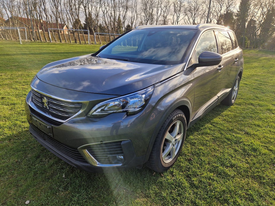 Peugeot 5008 1,2 PureTech 130 Allure 7prs 5d