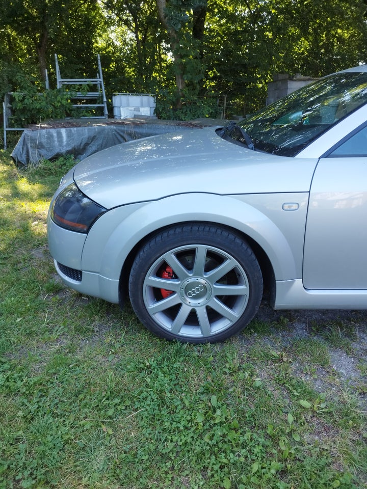 Audi TT 1,8 T 180 Coupé 2d