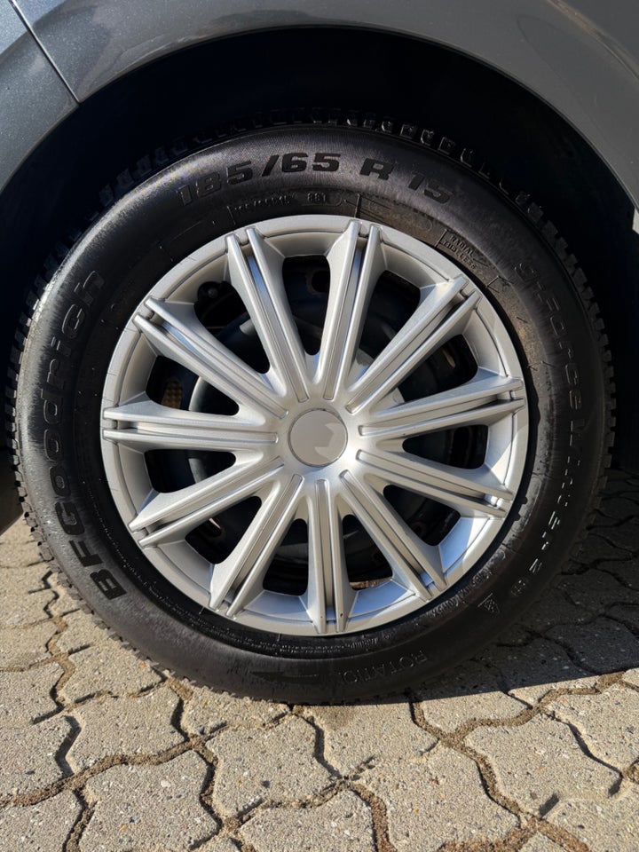 Peugeot 208 1,0 VTi Access 5d