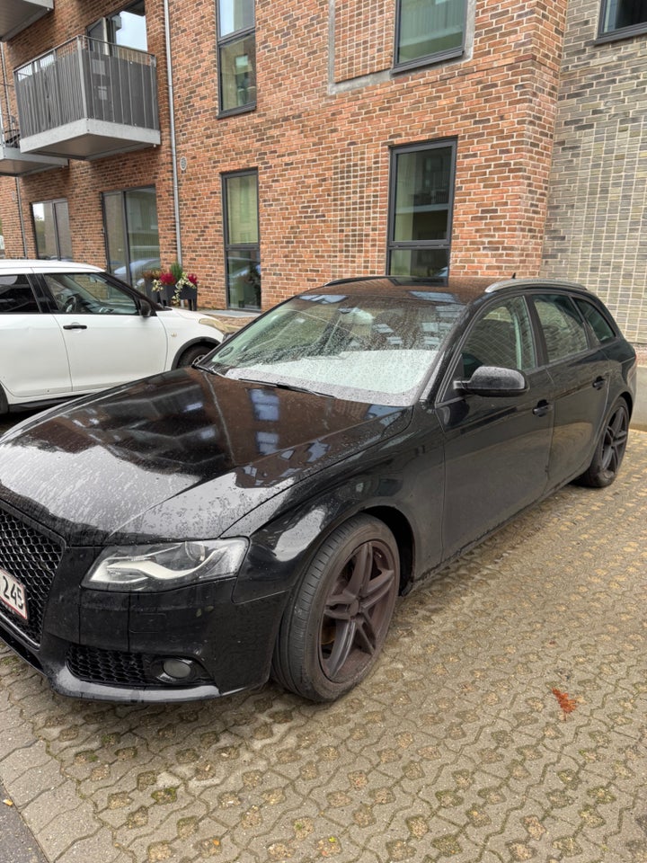 Audi A4 2,0 TDi 143 Avant Multitr. 5d