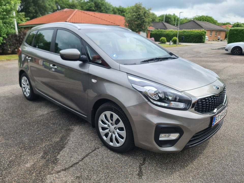 Kia Carens 1,7 CRDi 115 Style 7prs 5d