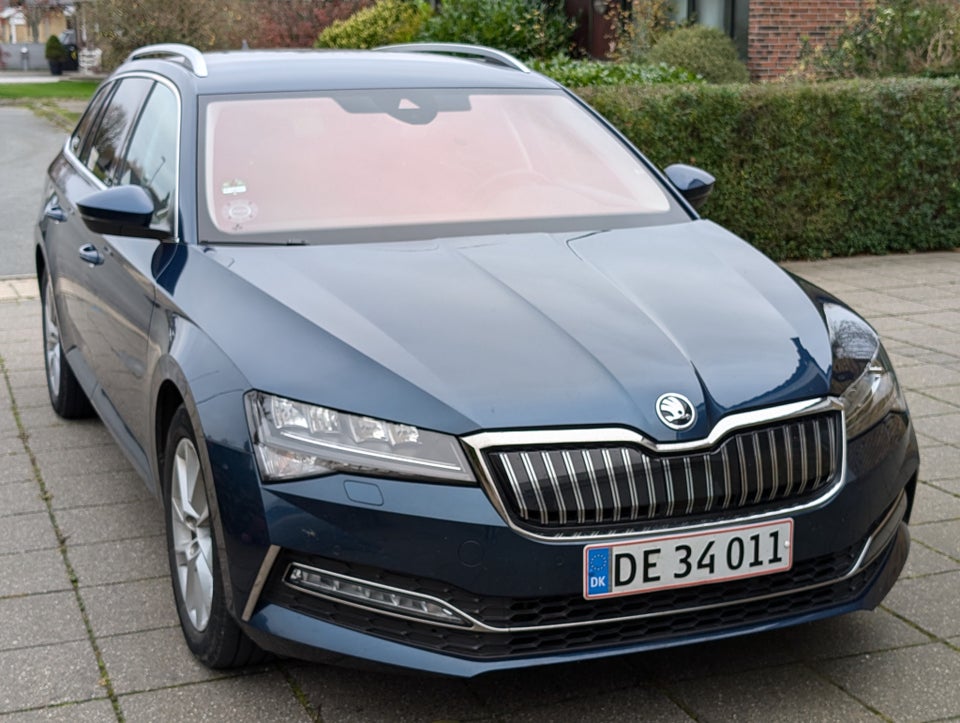 Skoda Superb 1,4 TSi iV Plus Combi DSG 5d