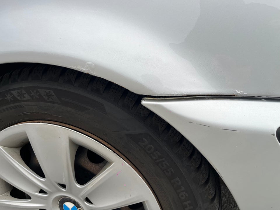BMW 320i 2,2 Touring aut. 5d