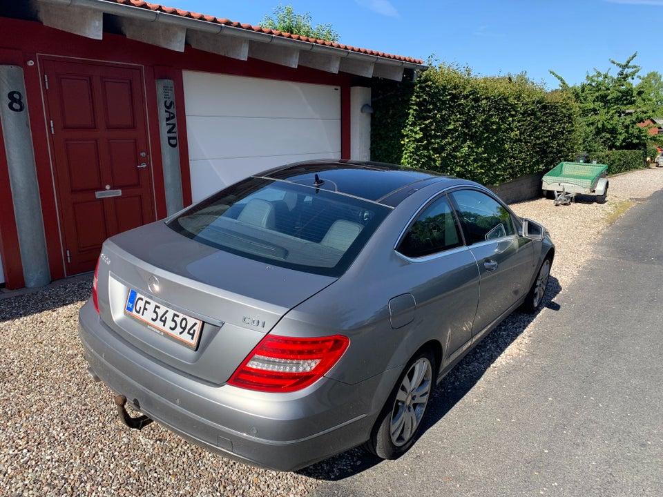 Mercedes C220 2,2 CDi Coupé BE 2d