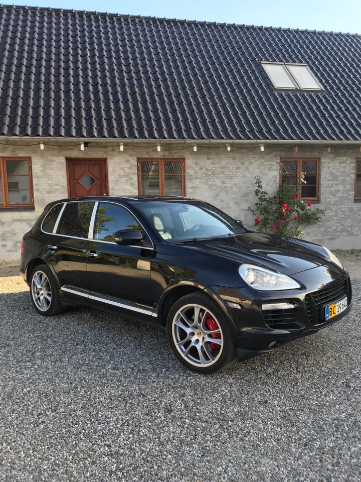 Porsche Cayenne Turbo 4,8 Tiptr. Van 5d